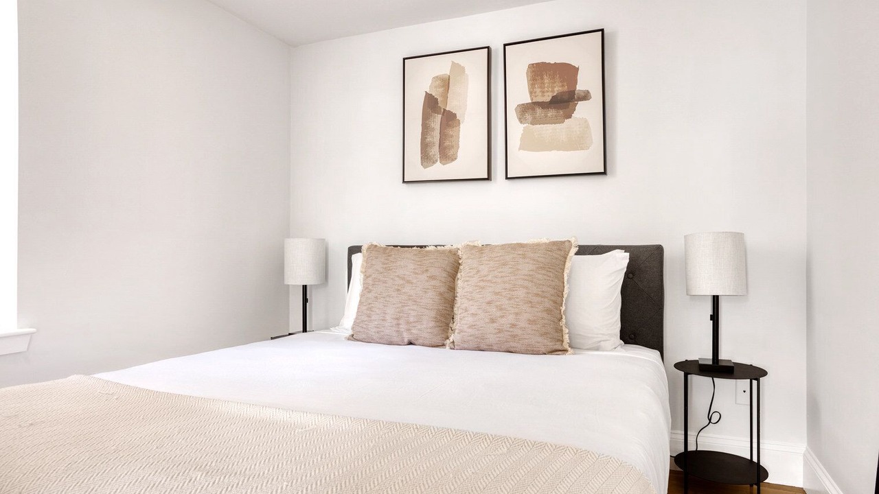 Photo of Bedroom in Beacon Hill