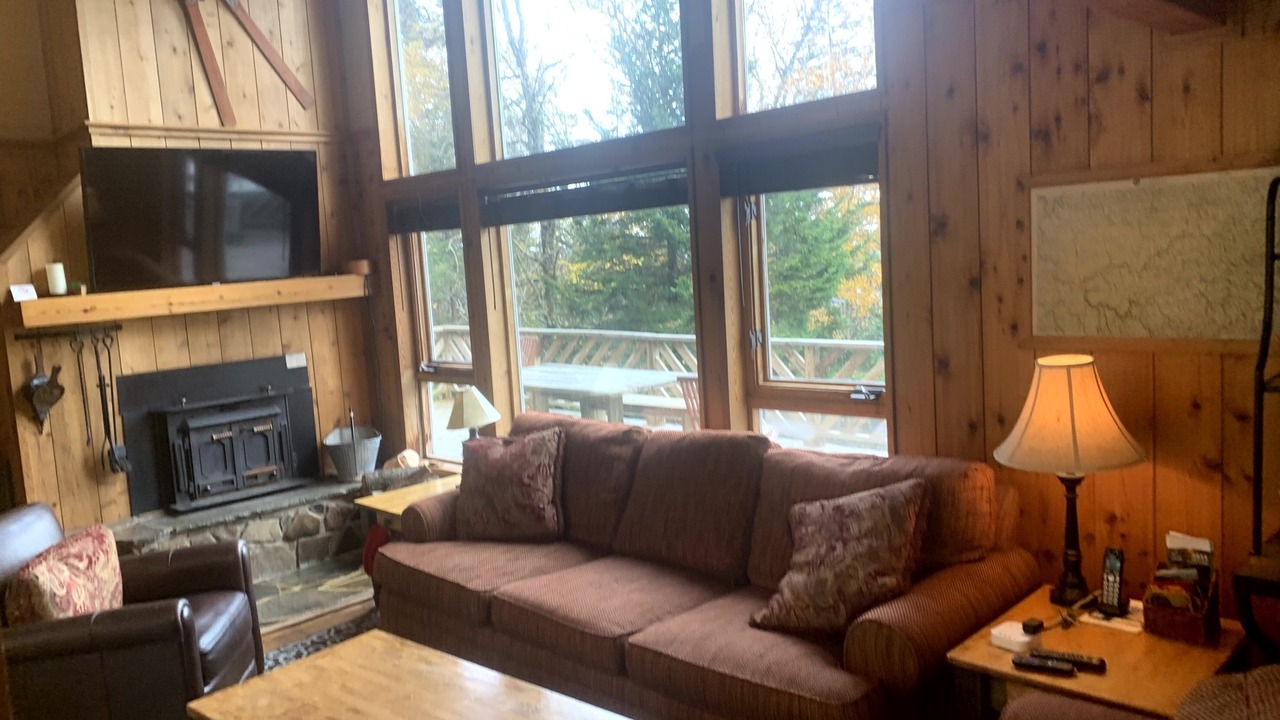 Photo of Livingroom in Snowshoe