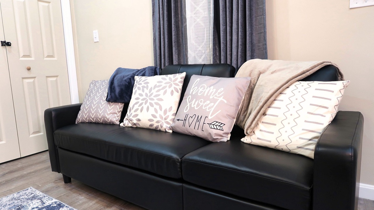 Photo of Livingroom in Lawrence
