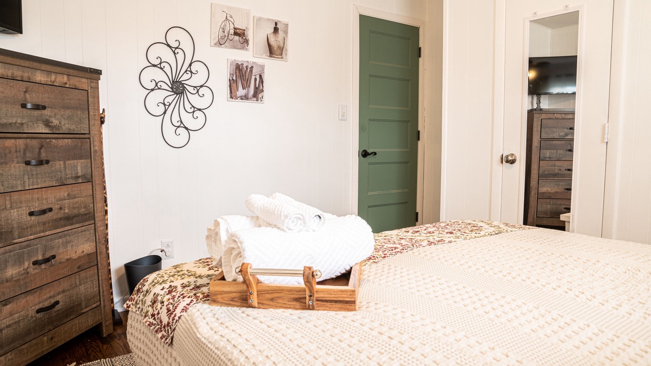 Photo of Bedroom in Lewisburg