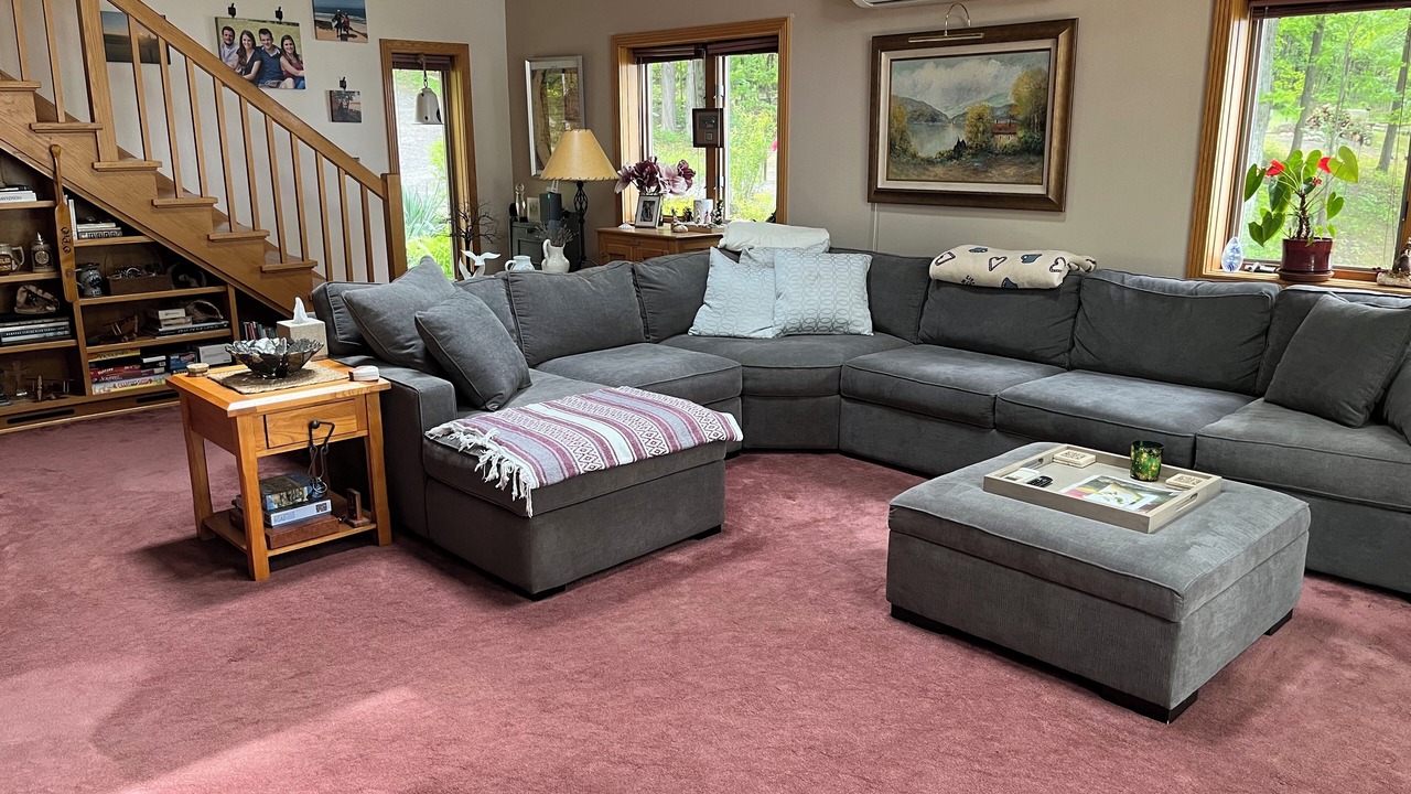 Photo of Livingroom in Town of Ledyard