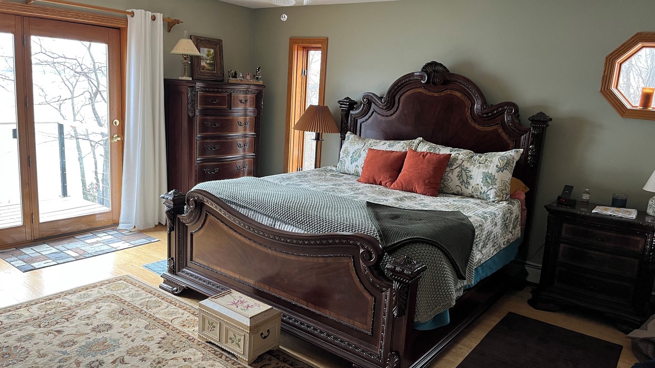 Photo of Bedroom in Town of Ledyard