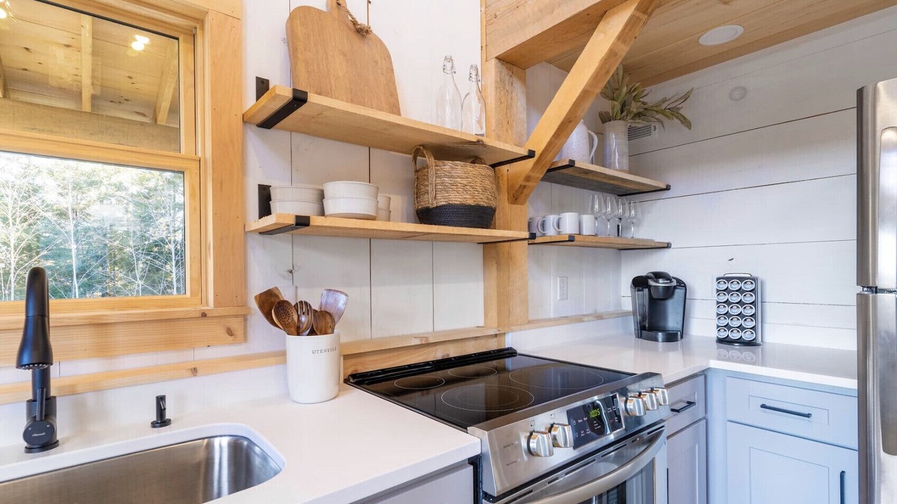 Photo of Kitchen in South Londonderry