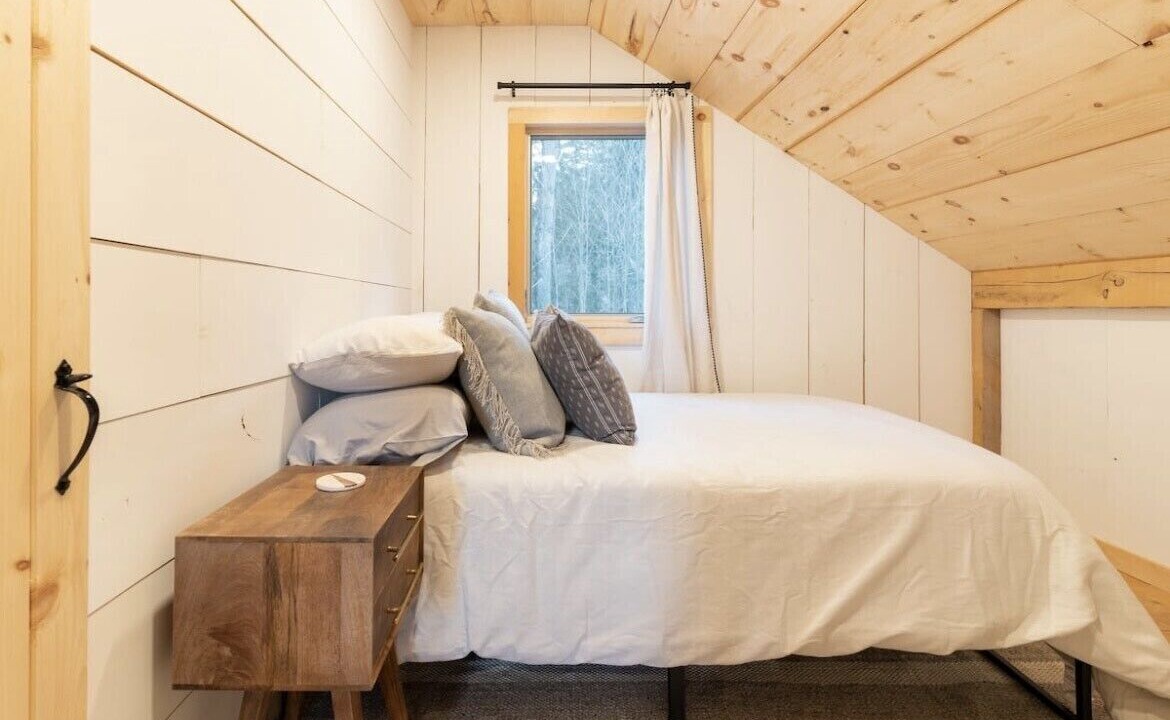 Photo of Bedroom in South Londonderry