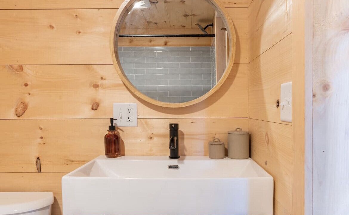 Photo of Bathroom in South Londonderry