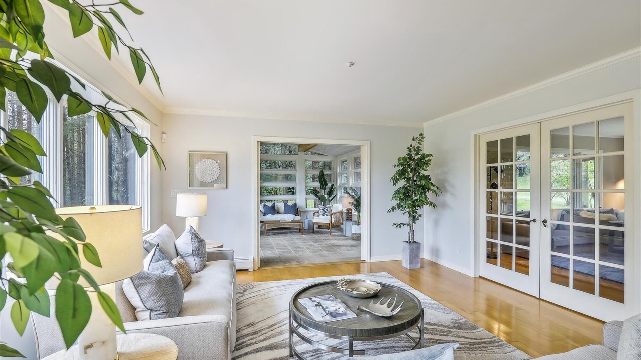 Photo of Livingroom in Stowe Hollow