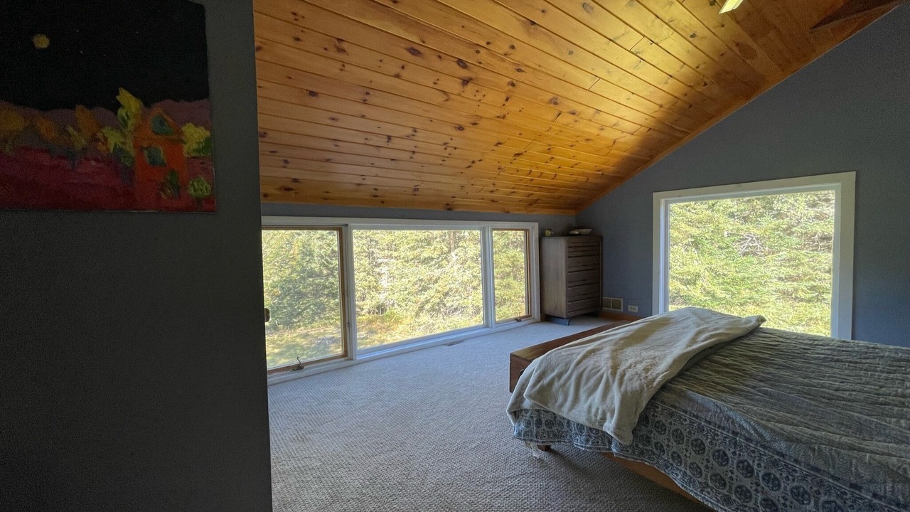 Photo of Bedroom in Indian Lake