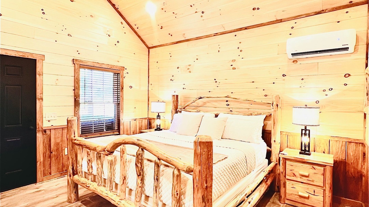 Photo of Bedroom in Creola