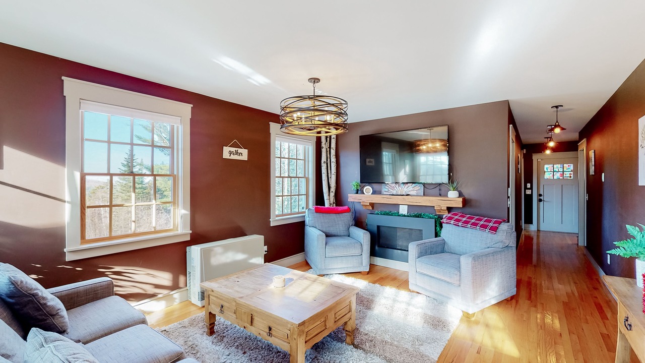 Photo of Livingroom in Wolcott
