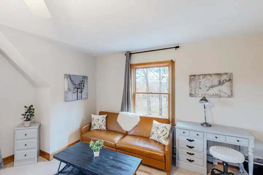 Photo of Livingroom in Mount Holly