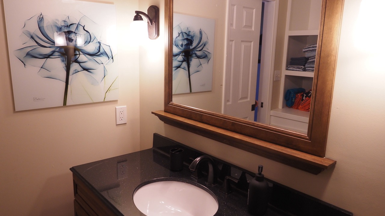 Photo of Bathroom in Hickory
