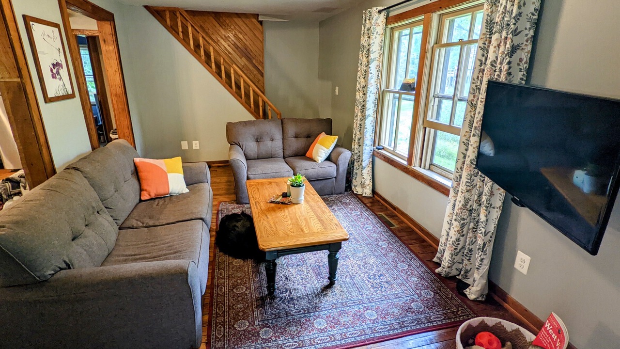 Photo of Livingroom in Red Creek