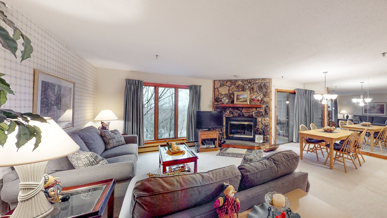 Photo of Livingroom in Stratton Mountain