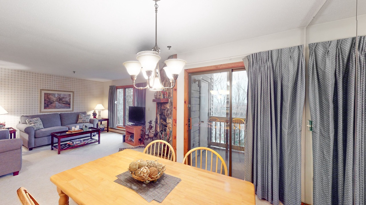 Photo of Livingroom in Stratton Mountain