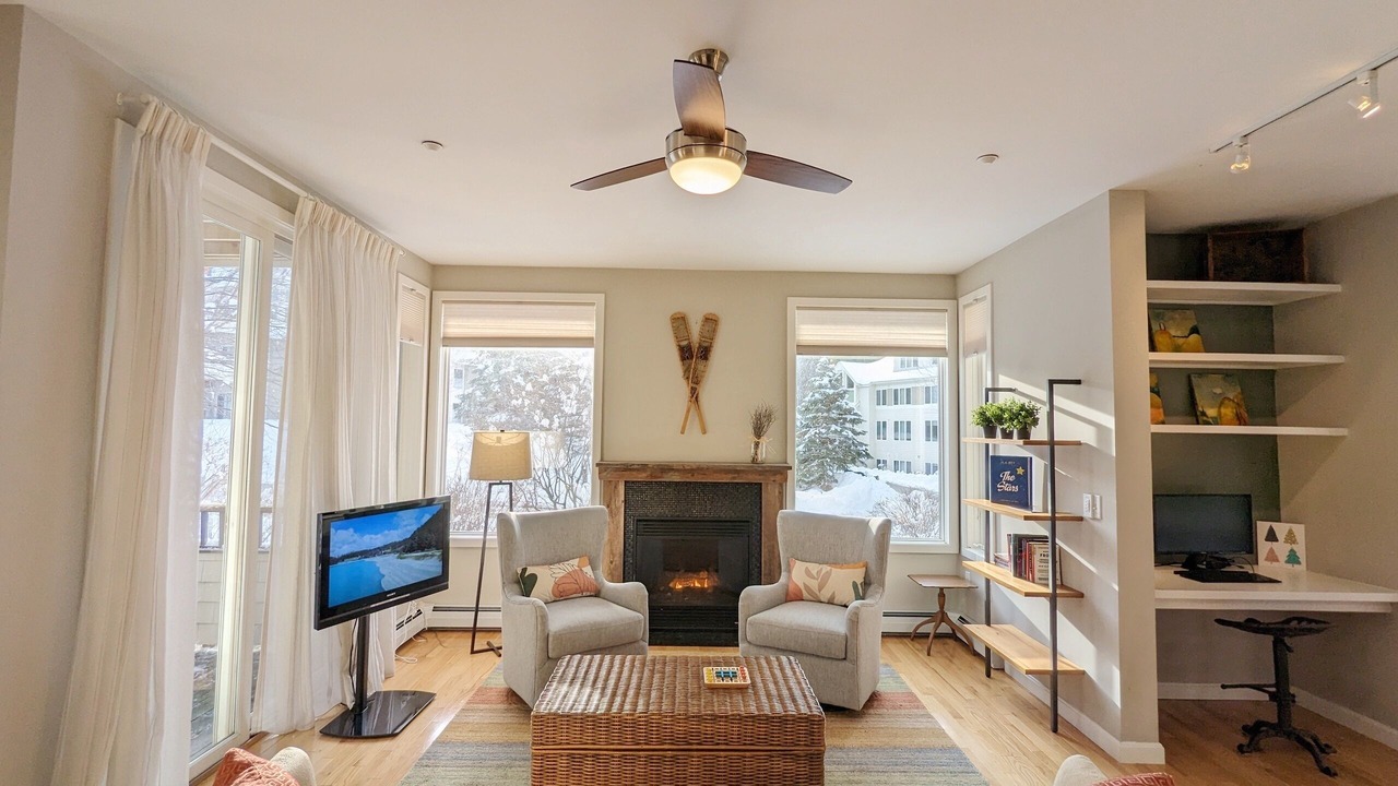 Photo of Livingroom in Waterville Valley