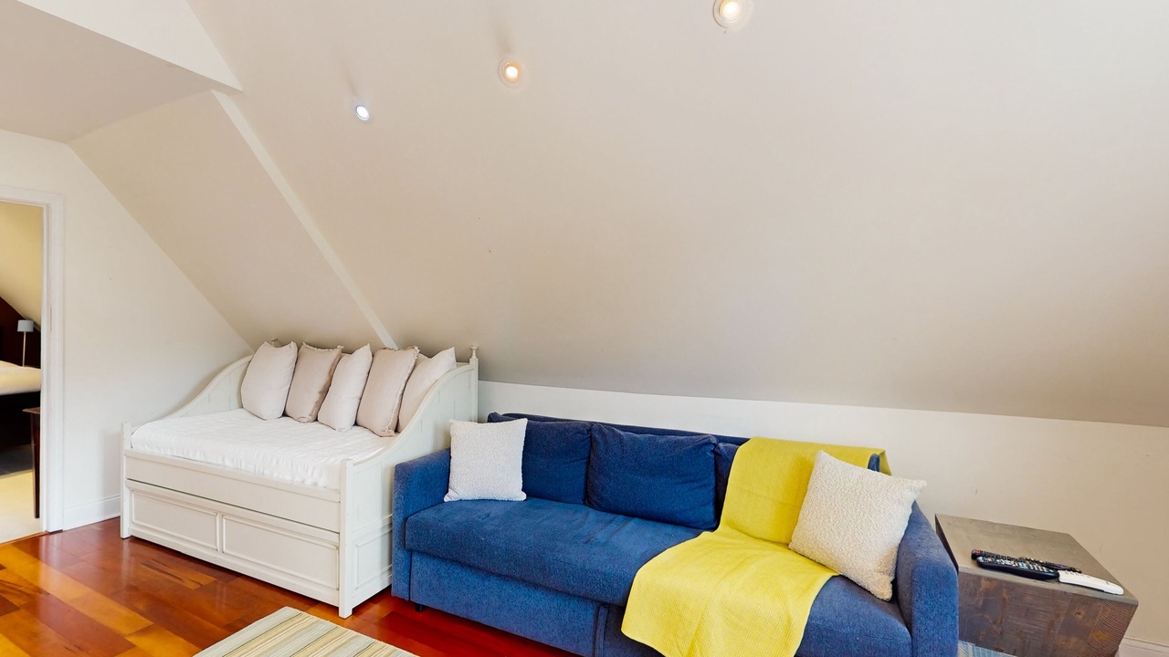 Photo of Livingroom in Bridgewater