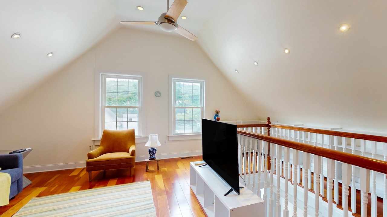 Photo of Livingroom in Bridgewater