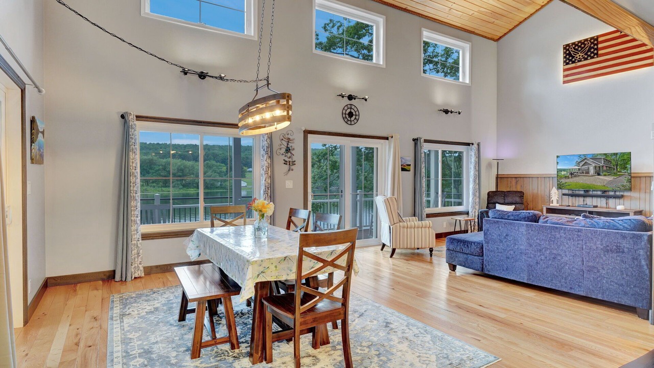 Photo of Livingroom in Lily Dale