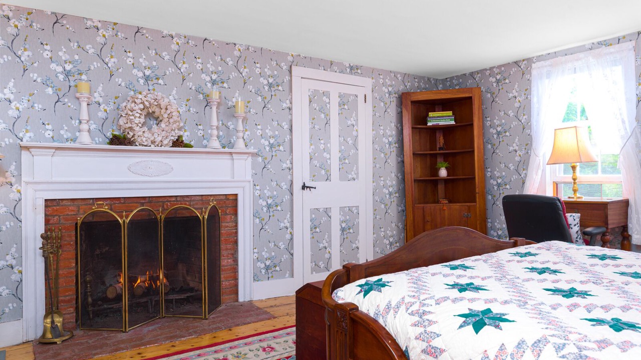 Photo of Bedroom in Weston