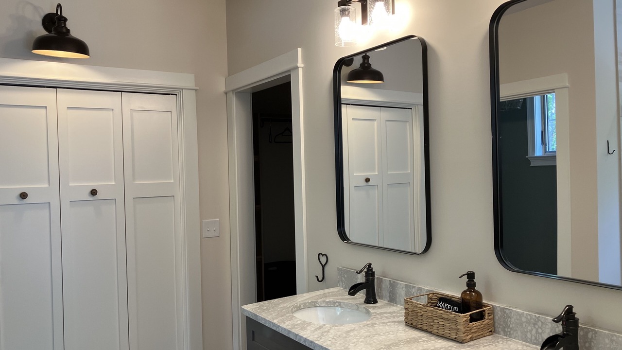 Photo of Bathroom in Sugar Hill