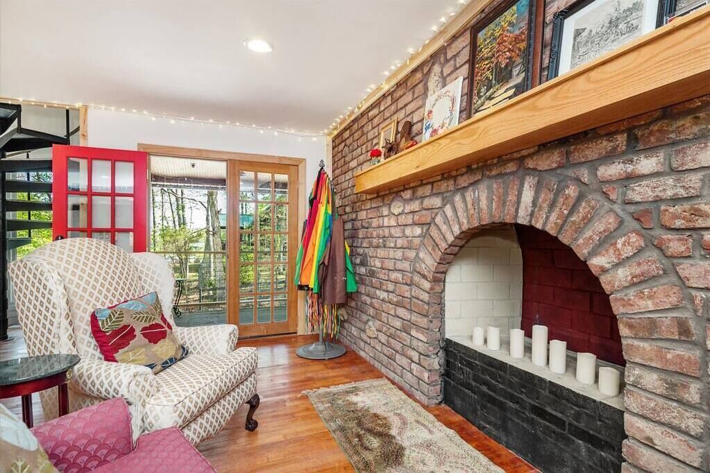 Photo of Livingroom in Kabletown