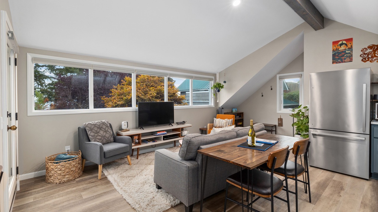 Photo of Livingroom in Mukilteo
