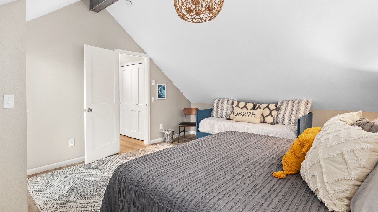 Photo of Bedroom in Mukilteo