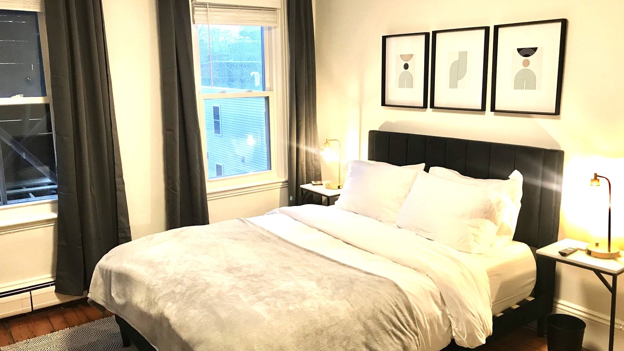 Photo of Bedroom in Charlestown