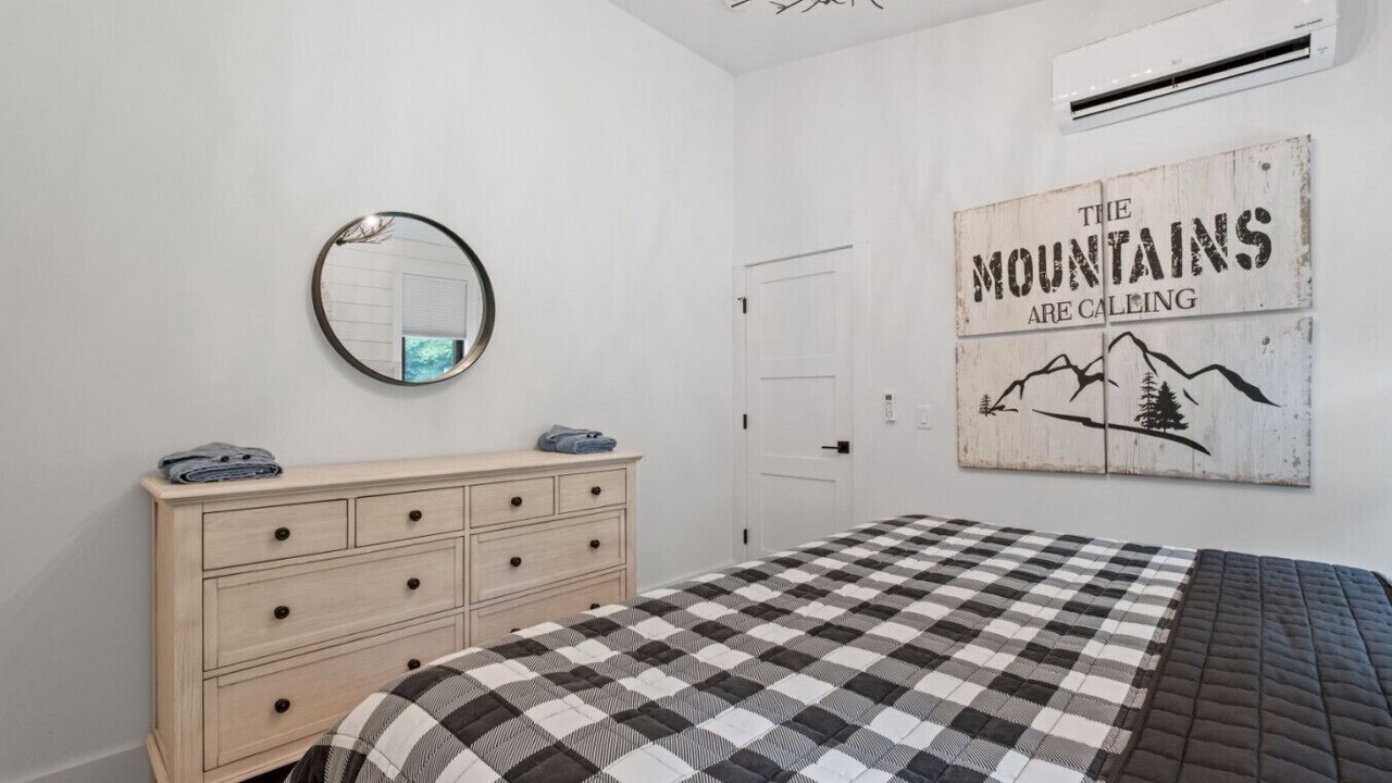 Photo of Bedroom in Thornton