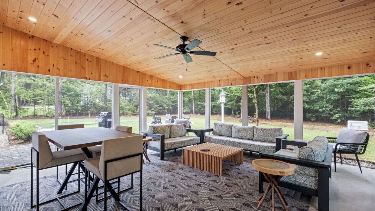 Photo of Outdoor in Thornton