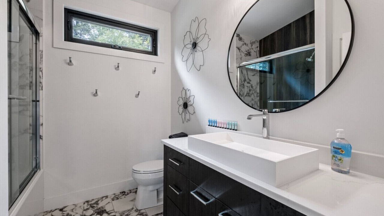Photo of Bathroom in Thornton