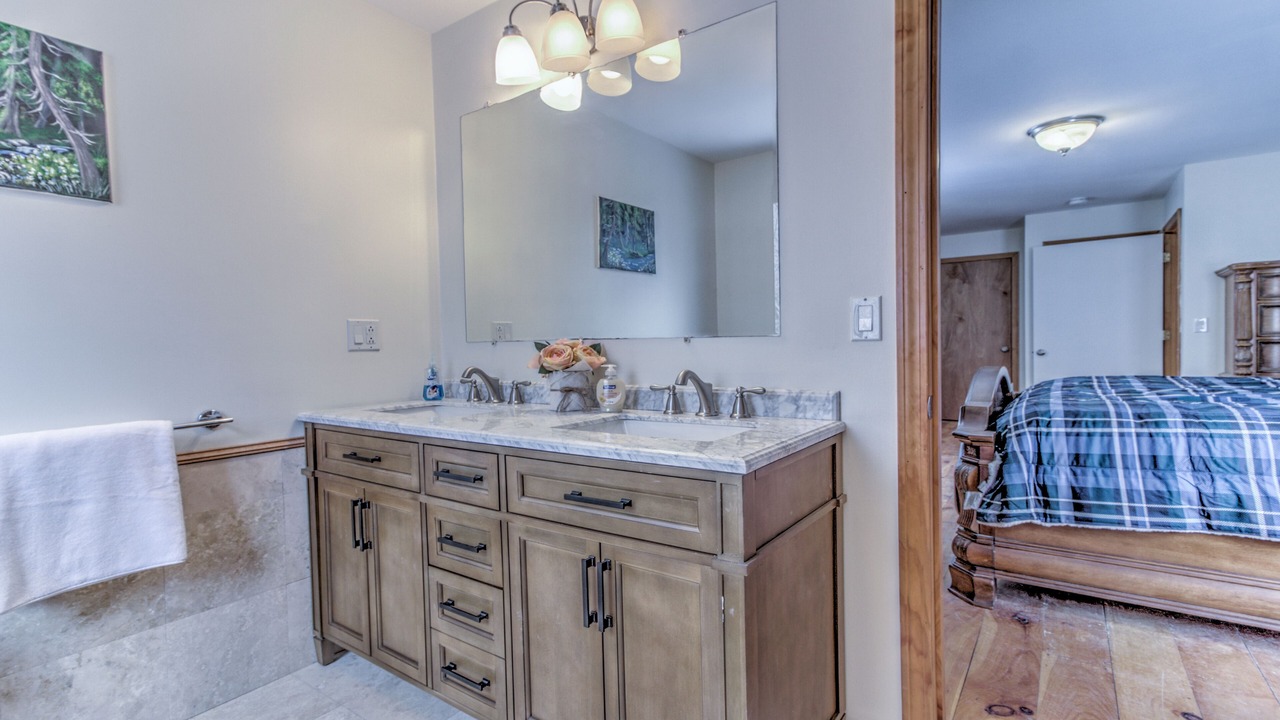 Photo of Bathroom in Londonderry