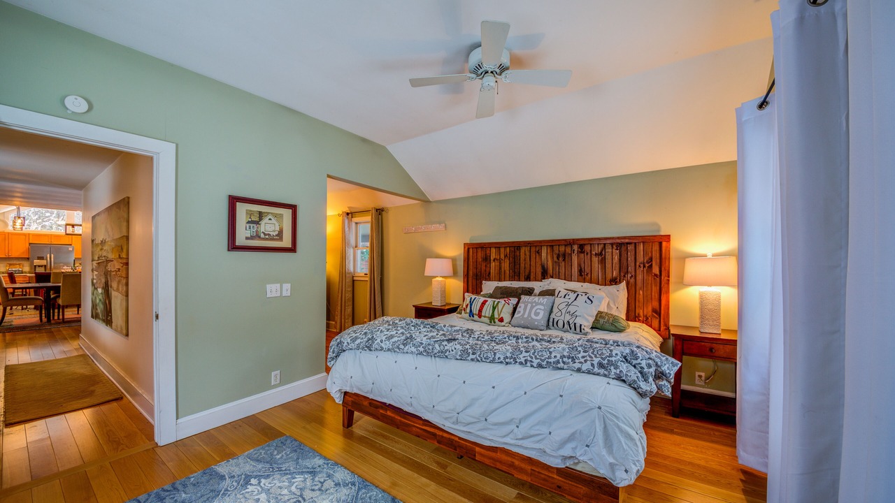 Photo of Bedroom in Pittsfield