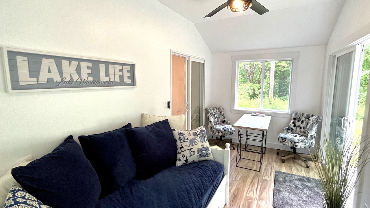 Photo of Livingroom in West Alton