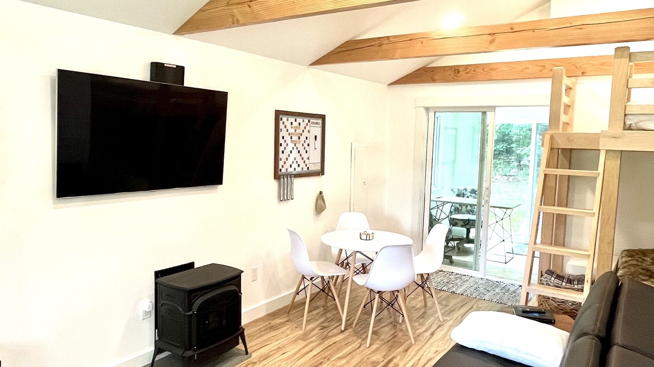 Photo of Livingroom in West Alton