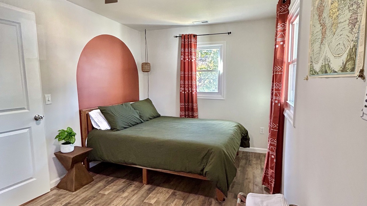 Photo of Bedroom in Luray
