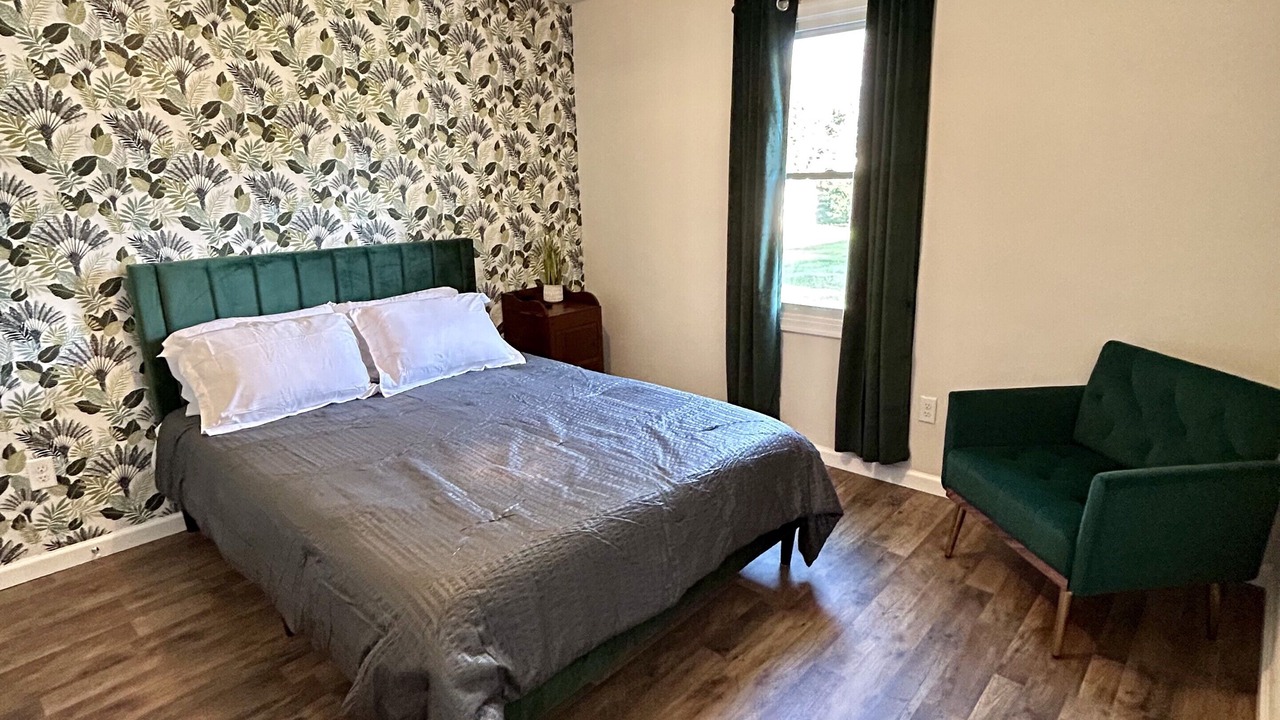 Photo of Bedroom in Luray