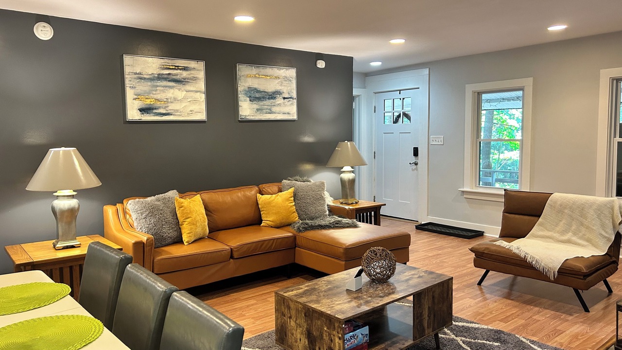Photo of Livingroom in Vestal