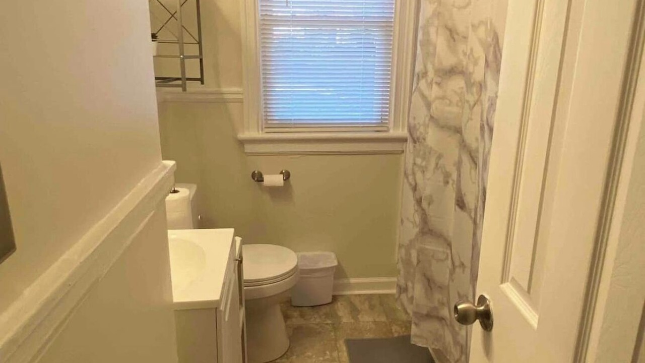 Photo of Bathroom in Mosby