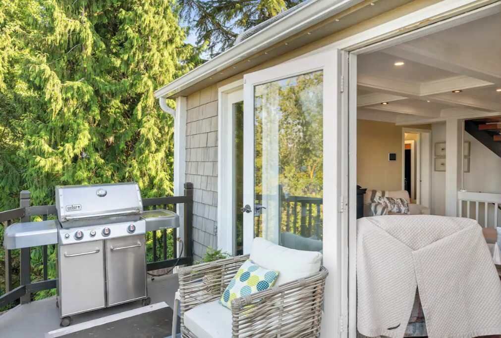 Photo of Patio Balcony in Bryn Mawr-Skyway