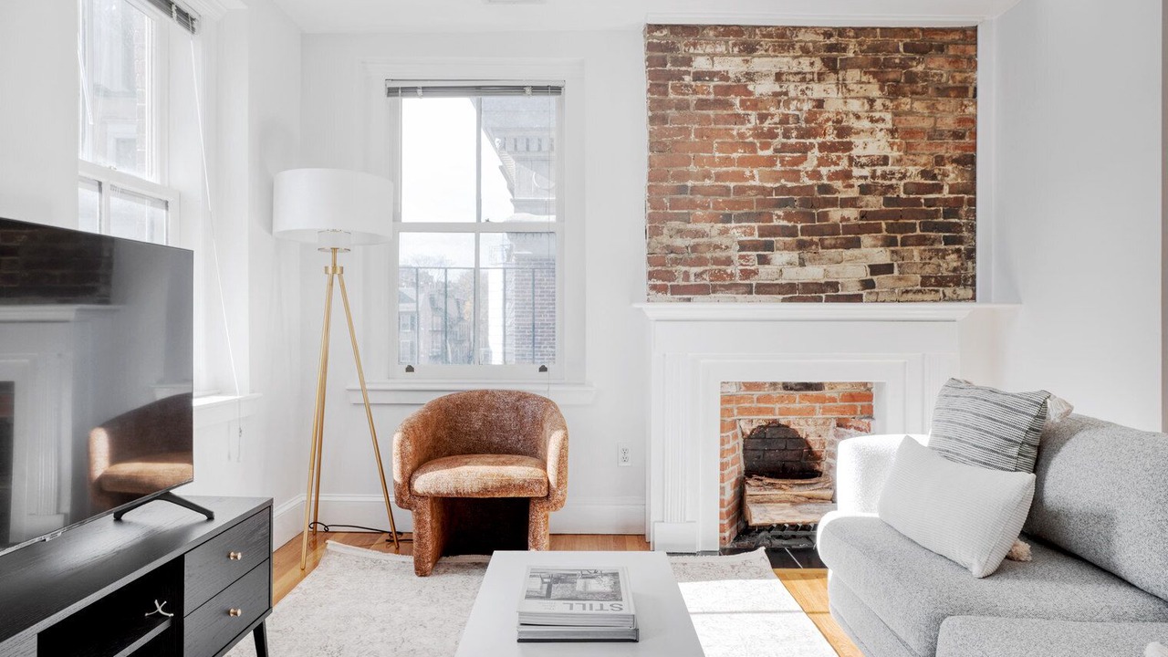 Photo of Livingroom in Beacon Hill