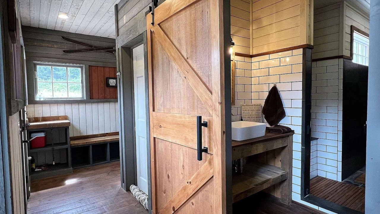 Photo of Bathroom in Brownsville