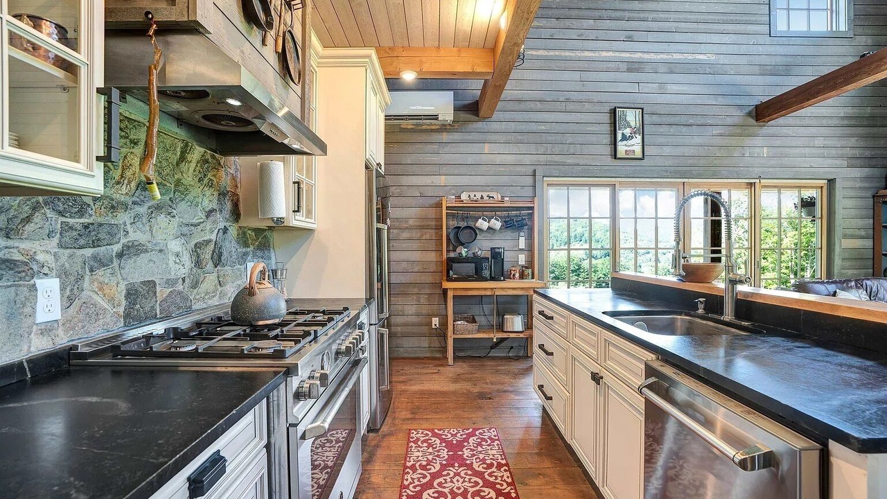 Photo of Kitchen in Brownsville