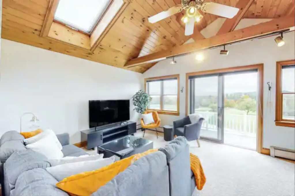 Photo of Livingroom in Mount Holly