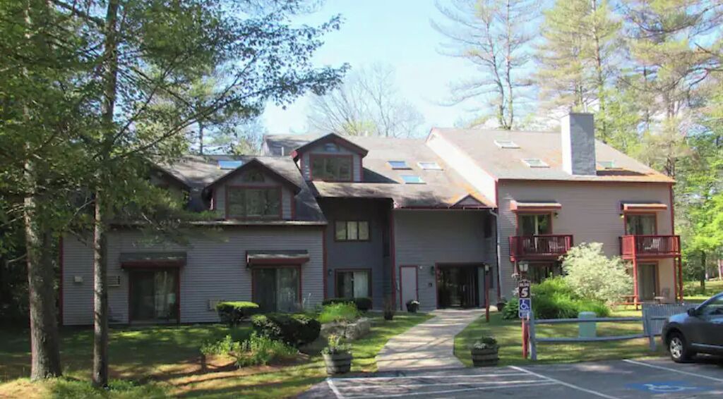 Photo of Outdoor in Bartlett