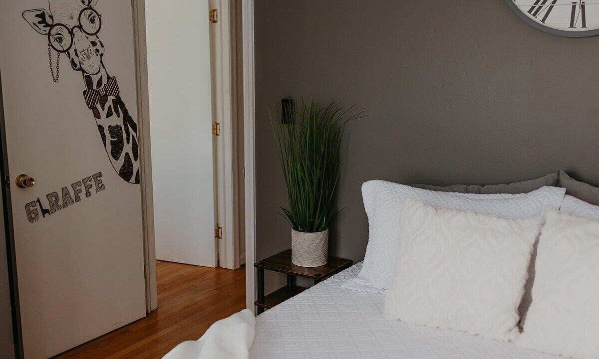 Photo of Bedroom in Potomac West