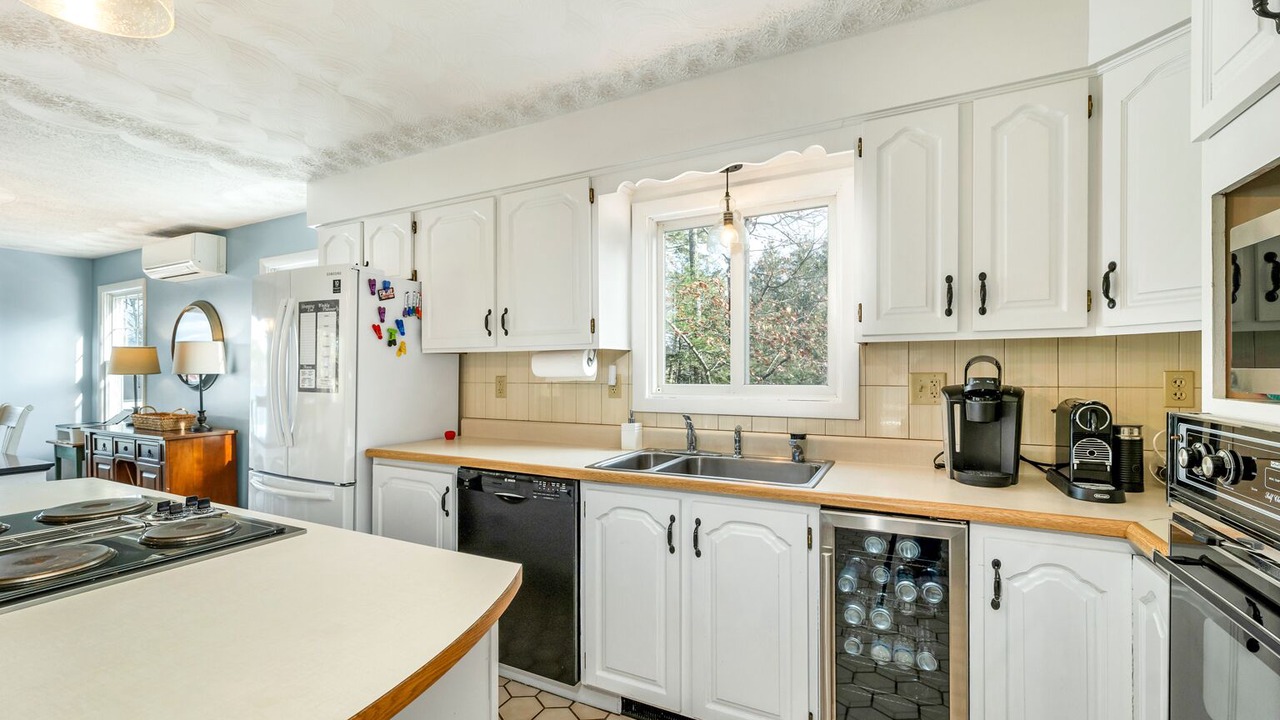 Photo of Kitchen in Alton Bay