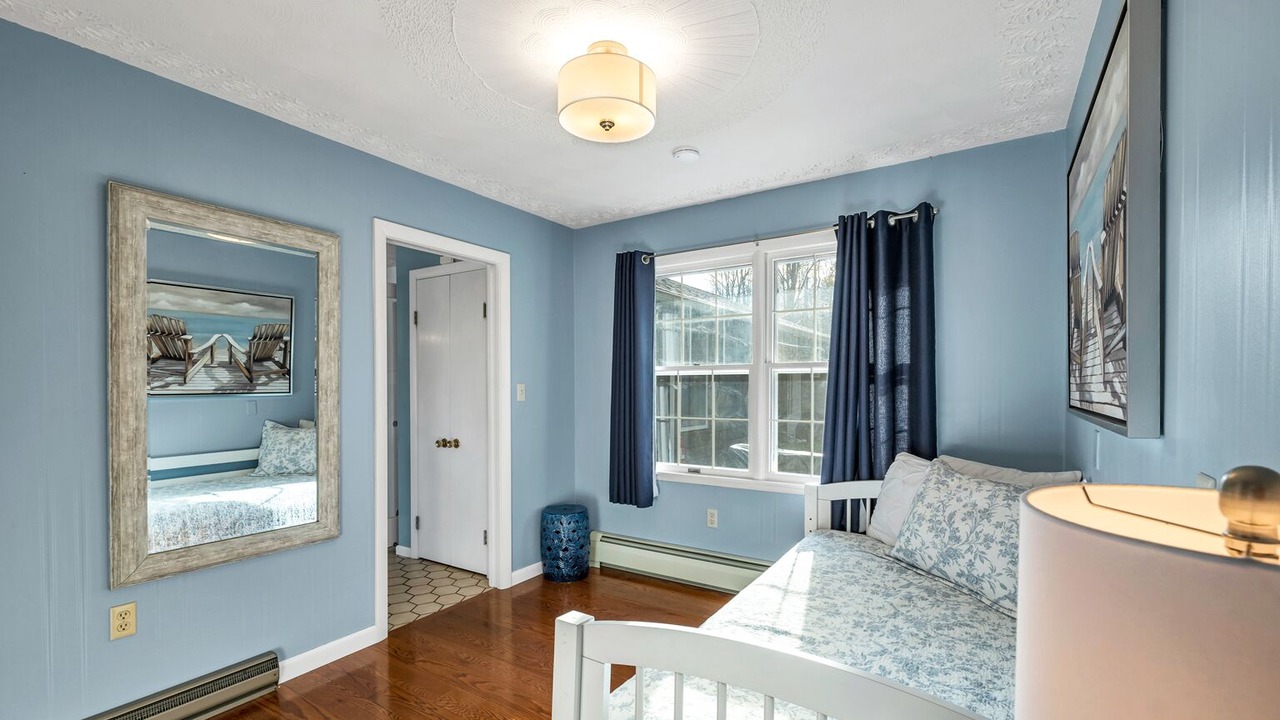 Photo of Bedroom in Alton Bay