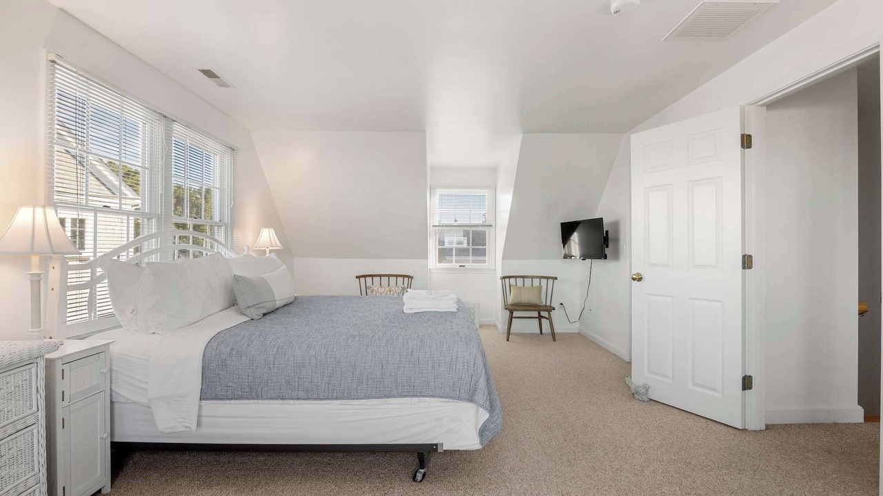 Photo of Bedroom in Sagamore Beach