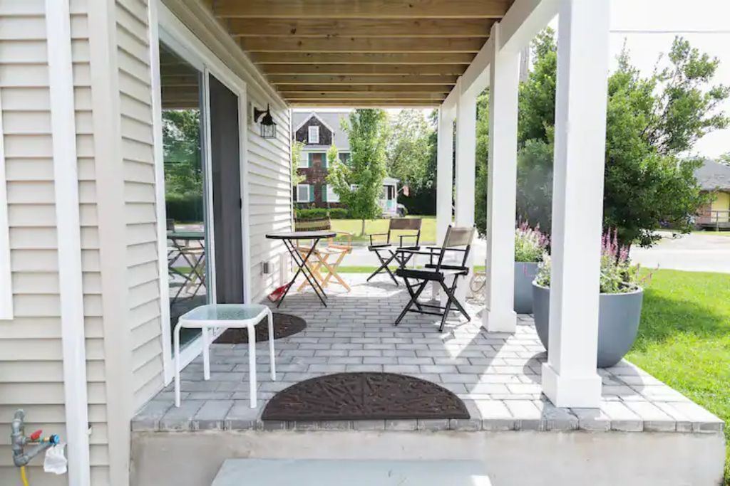 Photo of Patio Balcony in Pipes Cove
